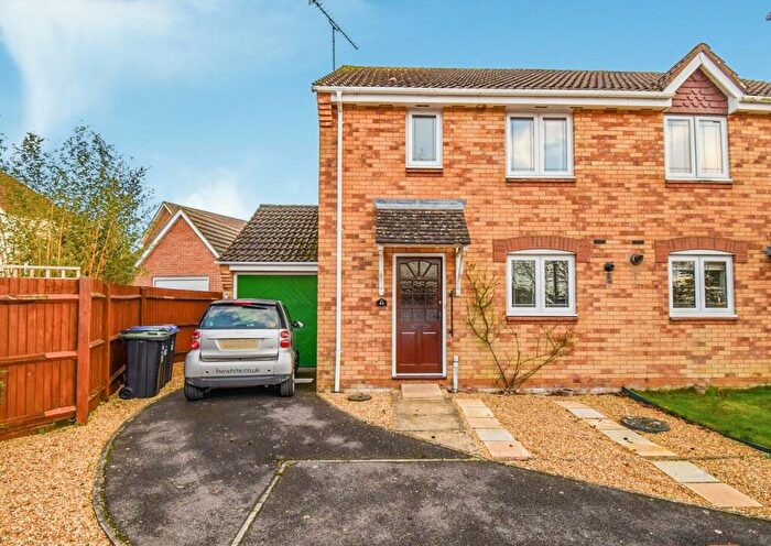 3 Bedroom Semi-Detached House To Rent In The Sandringhams, Whaddon, Salisbury, SP5