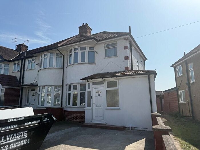 5 Bedroom End Of Terrace House To Rent In Ascot Gardens, Southall, UB1