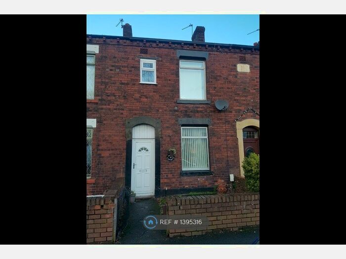 3 Bedroom Terraced House To Rent In Denton Lane, Chadderton, Oldham, OL9