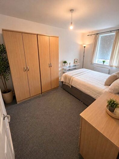 2 Bedroom Flat To Rent In Elphins Drive, Wilderspool Park, Warrington, WA4