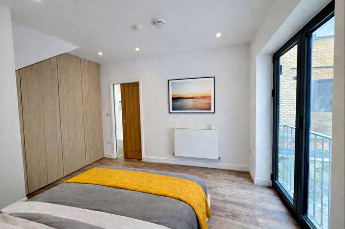 1 Bedroom Flat To Rent In Kentish Town Road, London, NW5