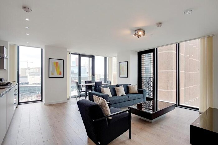 2 Bedroom Flat To Rent In Great Eastern Road London, E15