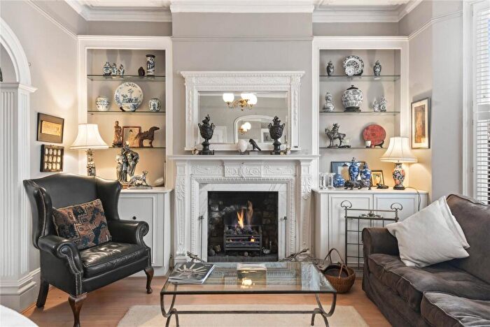 4 Bedroom Terraced House For Sale In Sugden Road, SW11