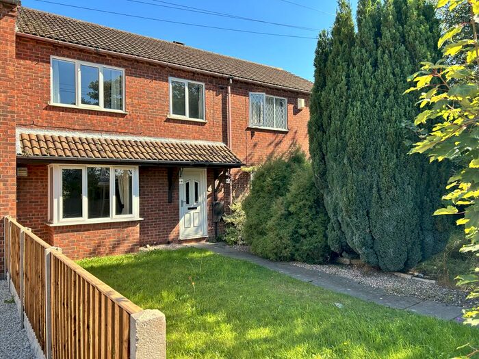 3 Bedroom Terraced House To Rent In Alexandra Road, Swadlincote, DE11