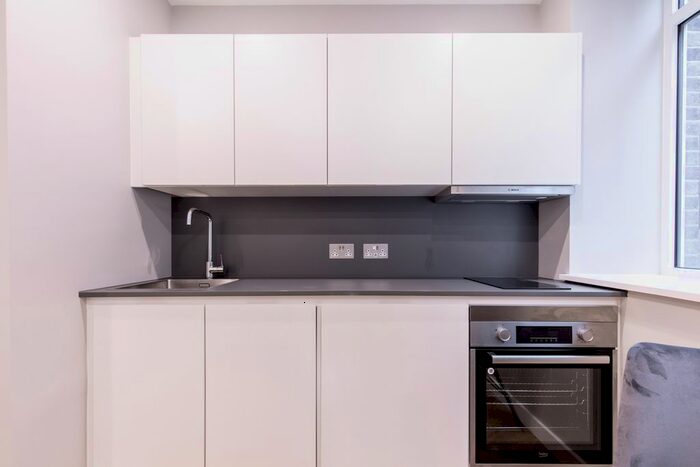 1 Bedroom Flat To Rent In Flat George West House, London, SW4