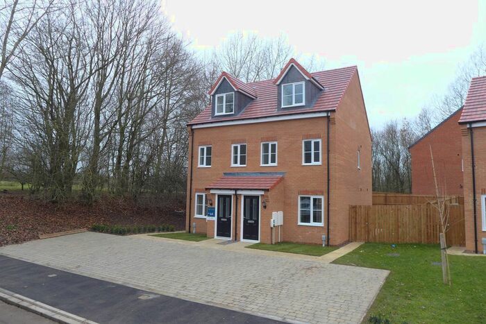 3 Bedroom Semi-Detached House To Rent In St. Wilfrids Crescent, Ripon, HG4