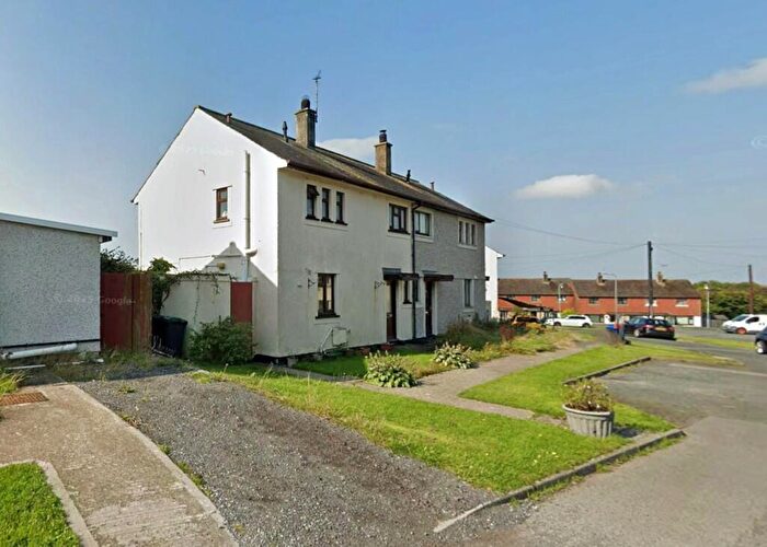 3 Bedroom Semi-Detached House For Sale In Trem Cymyran, LL65