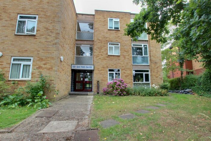 1 Bedroom Flat To Rent In Bycullah Road, Enfield, EN2