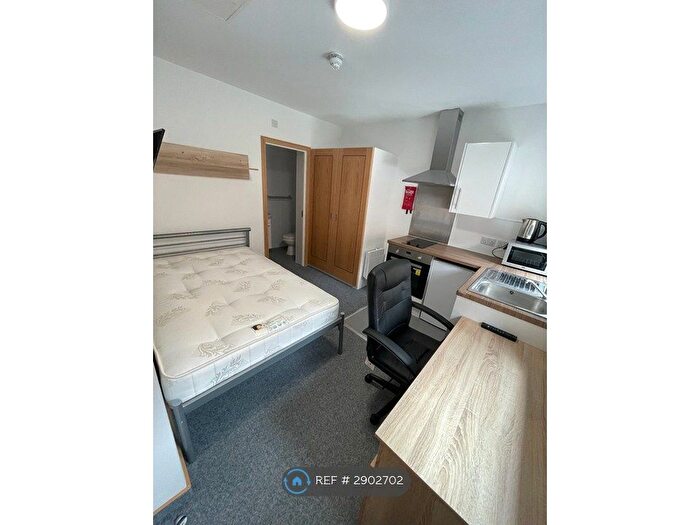 Studio To Rent In Regent Road, Leicester, LE1
