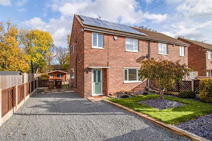 3 Bedroom Property For Sale In Kettlethorpe Road, Wakefield, WF2