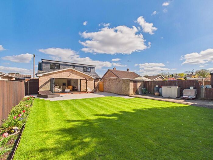 4 Bedroom Chalet For Sale In Overton Way, Orton Waterville, Peterborough, PE2