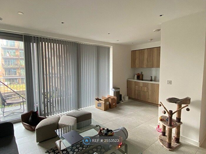 1 Bedroom Flat To Rent In Jacquard Point, London, E1