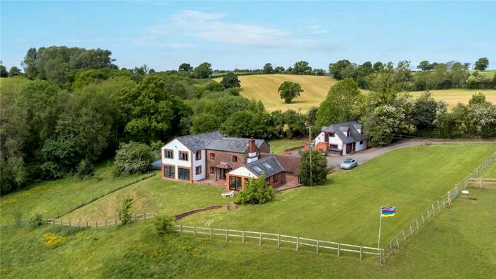 5 Bedroom Equestrian Facility For Sale In Munderfield, Bromyard, Herefordshire, HR7