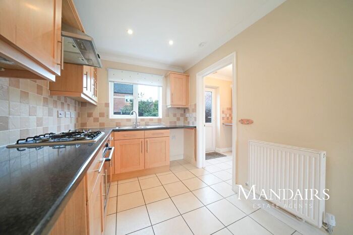 3 Bedroom Detached House For Sale In Coppice Way, Bourne, Lincolnshire, PE10