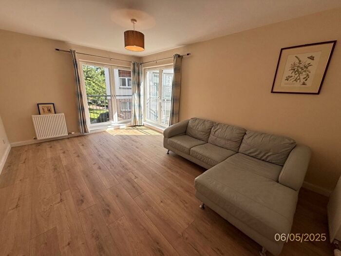 2 Bedroom Flat To Rent In Shaw Crescent, First Floor Right, Aberdeen, AB25
