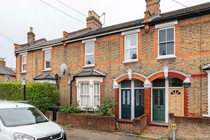 2 Bedroom Apartment To Rent In Brighton Avenue, Walthamstow, E17