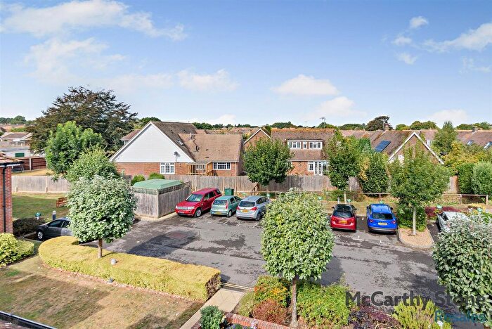 2 Bedroom Flat For Sale In Pagham Court, Hawthorn Road, Bognor Regis, West Sussex, PO21
