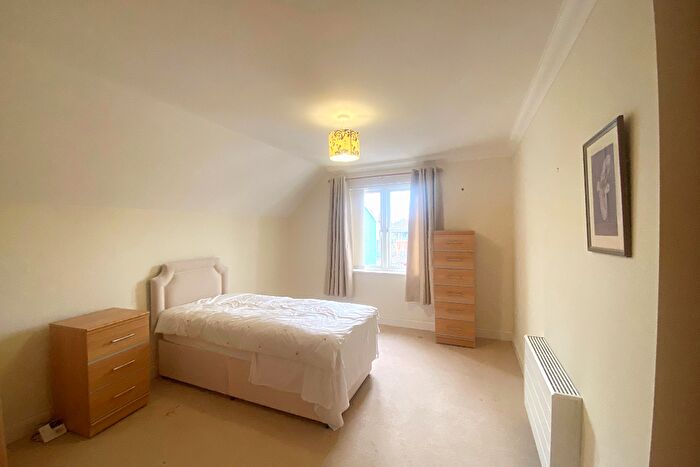 2 Bedroom Retirement Property For Sale In No. Marlow, Richmond Villages Northampton, Bridge Meadow Way, Northampton, Northamptonshire, NN4