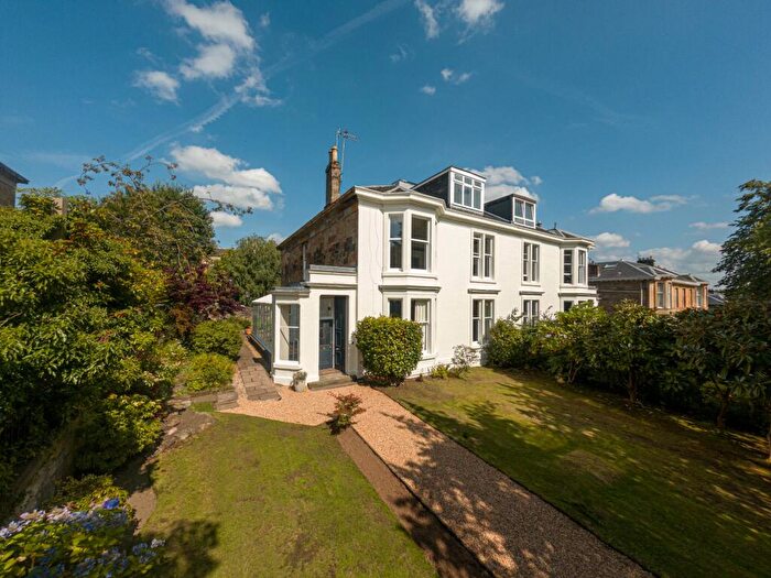 4 Bedroom Apartment For Sale In Cleveden Drive, Kelvinside, Glasgow, G12