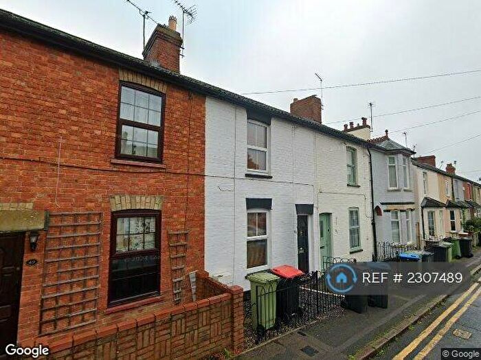 3 Bedroom Terraced House To Rent In Napier Street, Bletchley, Milton Keynes, MK2
