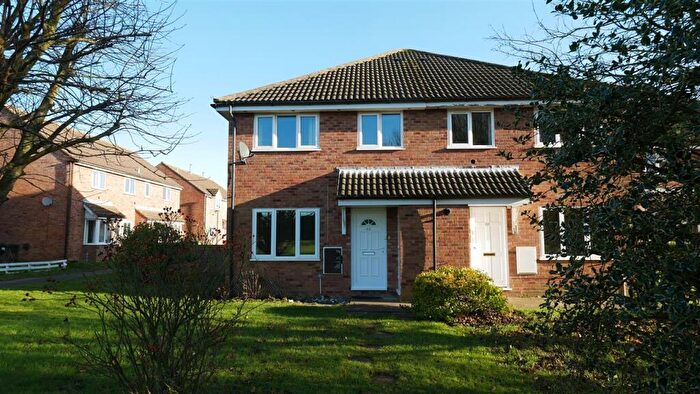 2 Bedroom Property To Rent In Welland Close, St Ives, PE27