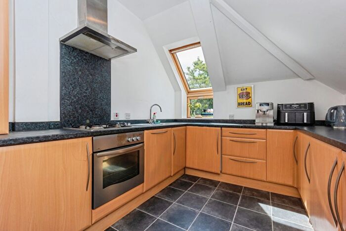 1 Bedroom Flat To Rent In Edge Lane, Manchester, M21