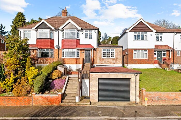 3 Bedroom Semi Detached House For Sale In Hyde Road, South Croydon, CR2