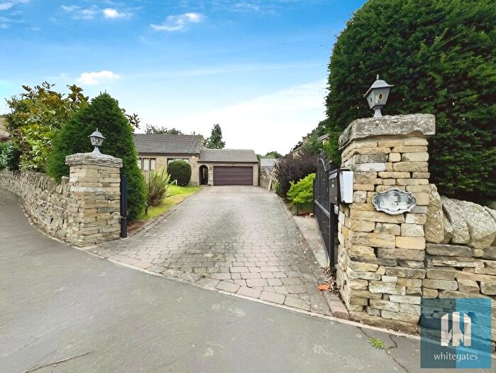 4 Bedroom Bungalow To Rent In Ryecroft Lane, Brighouse, HD6