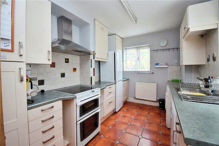 3 Bedroom Terraced House For Sale In Botley Road, Romsey, Hampshire, SO51