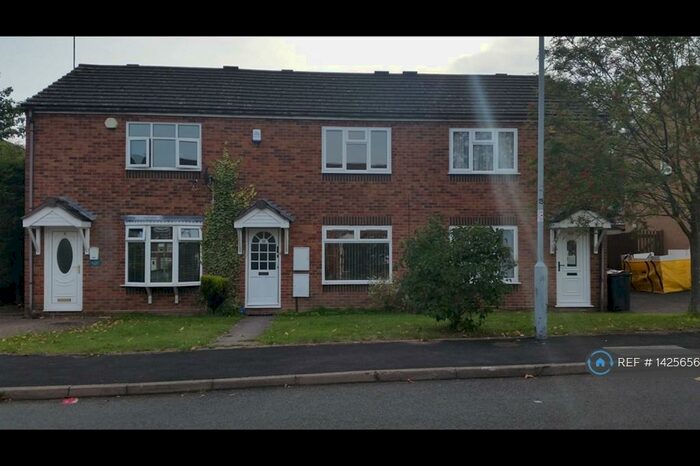 2 Bedroom Terraced House To Rent In Manor House Close, Birmingham, B29