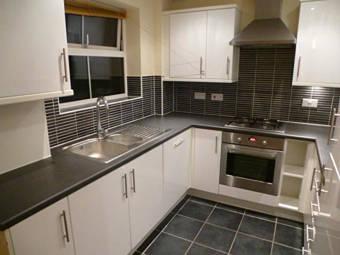 1 Bedroom Apartment To Rent In Gilson Place, Coppetts Road, Muswell Hill, N10