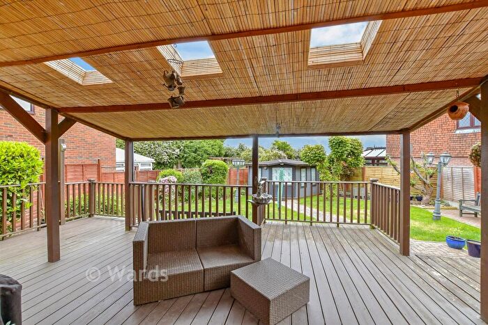 4 Bedroom Detached House For Sale In Cornwallis Avenue, Herne Bay, Kent, CT6