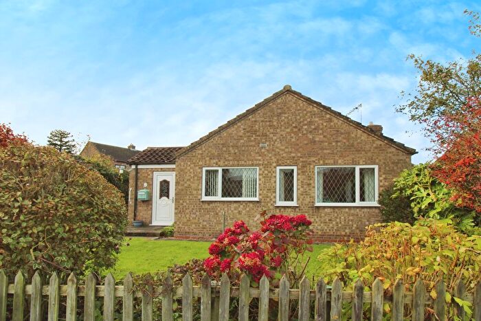 3 Bedroom Bungalow For Sale In The Shrubberies, Cliffe, YO8