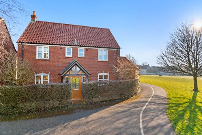 4 Bedroom Detached House For Sale In Somerville Close, Shepton Mallet, Somerset, BA4