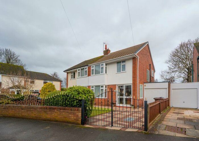 3 Bedroom Semi-Detached House To Rent In Peet Avenue, Ormskirk, L39