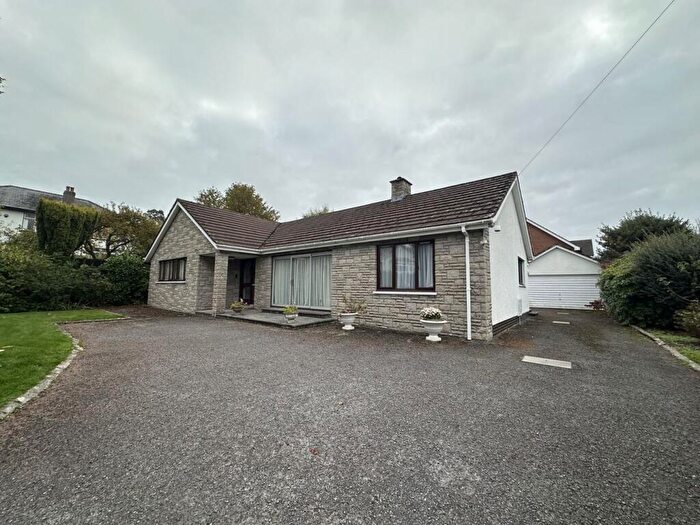 3 Bedroom Detached Bungalow For Sale In Belle Vue Gardens, Brecon, LD3