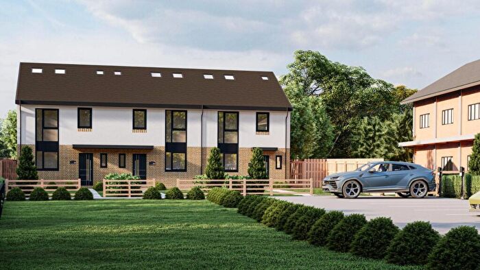 4 Bedroom End Of Terrace House For Sale In House, Dove Gardens, Dovedale, Ware, SG12