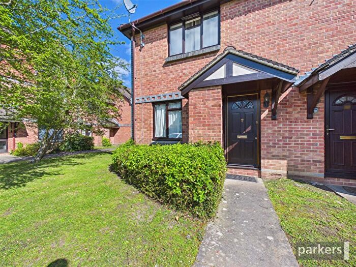 1 Bedroom Terraced House For Sale In Granby Court, Reading, Berkshire, RG1
