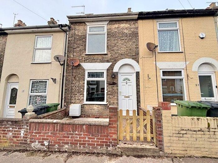 2 Bedroom Terraced House To Rent In Trafalgar Road East, Gorleston, NR31