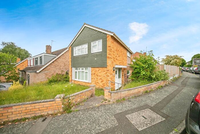 3 Bedroom Detached House For Sale In Meadow View Road, Sudbury, Suffolk, CO10