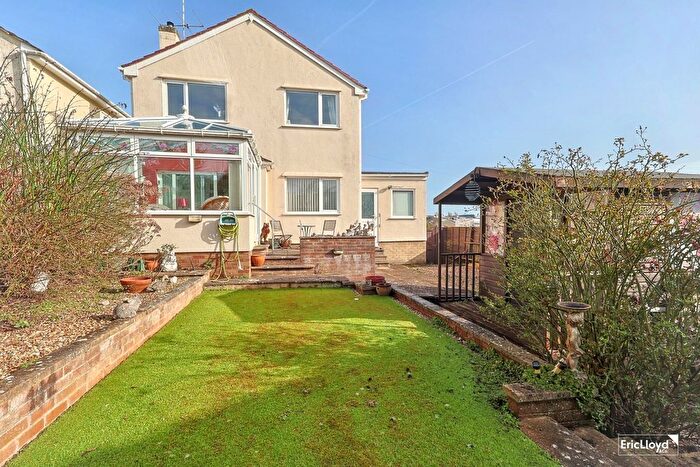 3 Bedroom Detached House For Sale In Eden Park, Brixham, TQ5