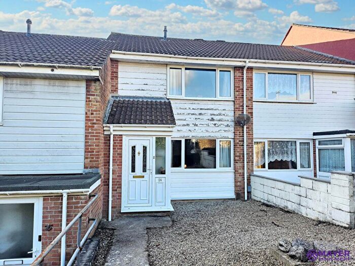 2 Bedroom Semi-Detached House For Sale In Wolverwood Close, Plympton, PL7