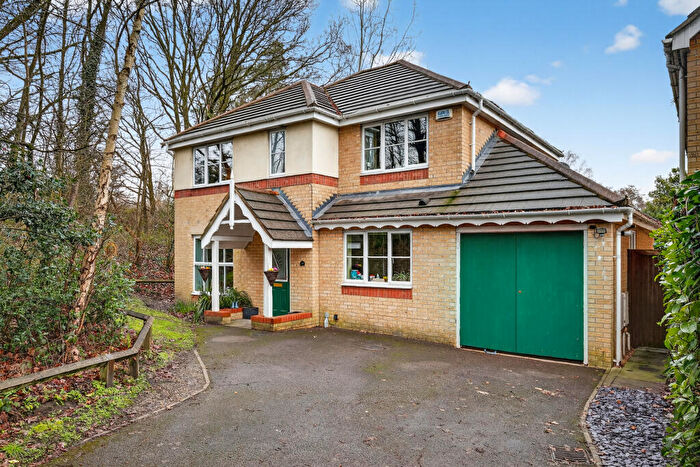 4 Bedroom Detached House For Sale In Neuman Crescent, Bracknell, RG12
