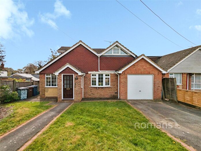 4 Bedroom Detached House For Sale In Fernhill Lane, Farnham, Surrey, GU9