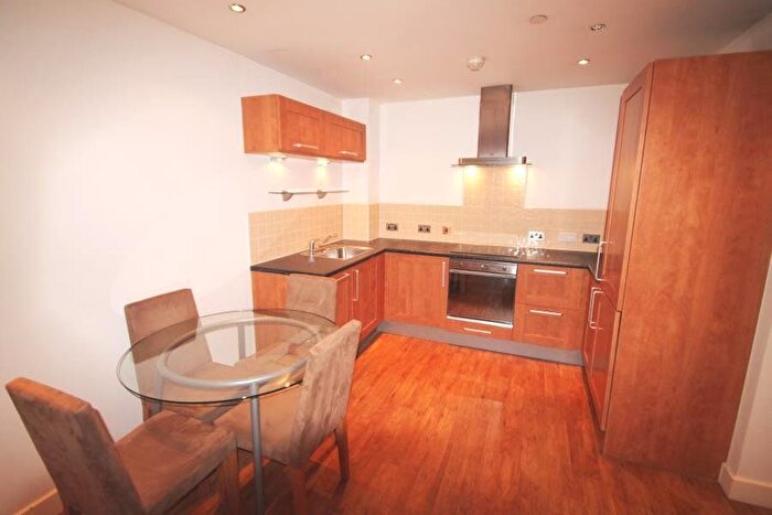 2 Bedroom Flat To Rent In Bluecoat House, North Sherwood Street, Nottingham, NG1