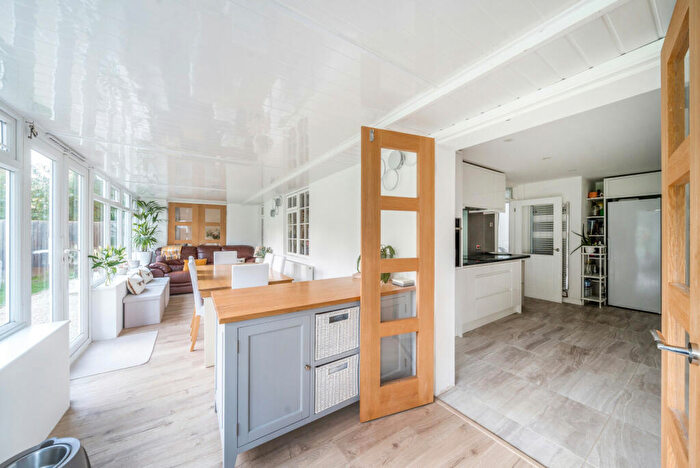 5 Bedroom Bungalow For Sale In Berkeley Gardens, West Byfleet, KT14