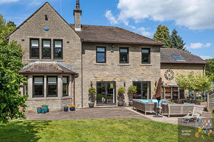 5 Bedroom Detached House For Sale In Holly Cottage, Jackson Bridge, Holmfirth, HD9