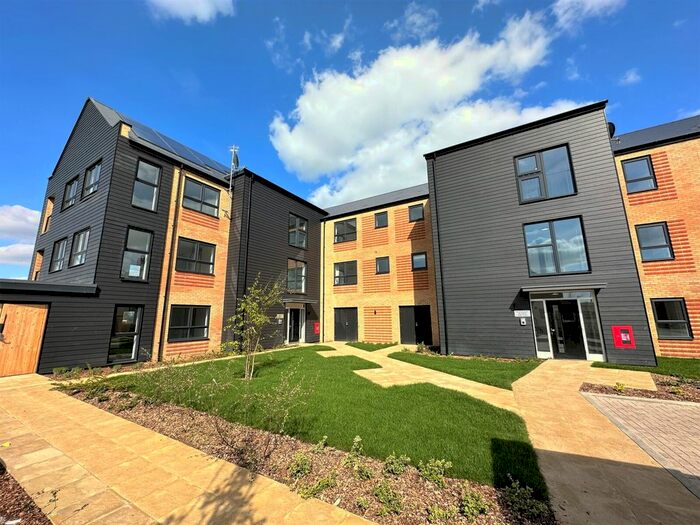 2 Bedroom Flat To Rent In Hazel Grove, Wantage, Oxfordshire, OX12