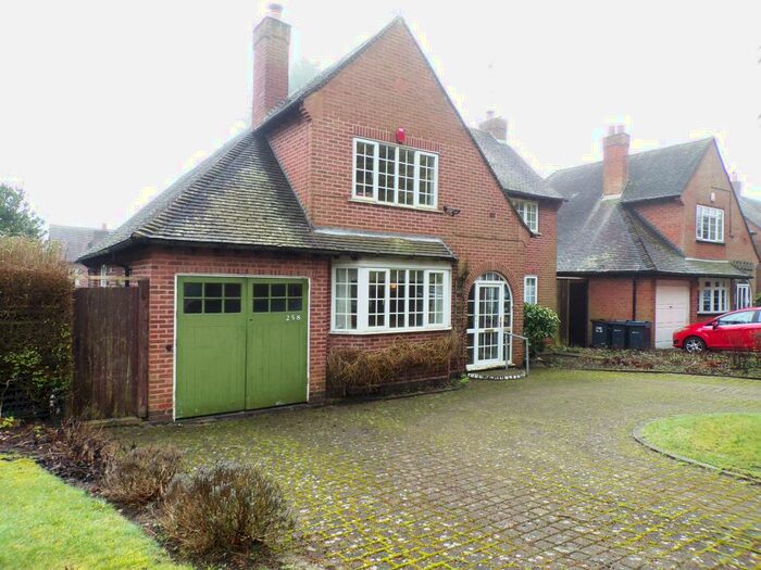 3 Bedroom House To Rent In Moor Green Lane, Birmingham, B13