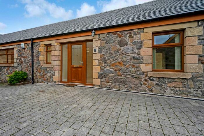 4 Bedroom Cottage To Rent In Burnside Farm, Langbank, PA14